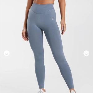 SWEAT SEAMLESS LEGGINGS
Evening Blue